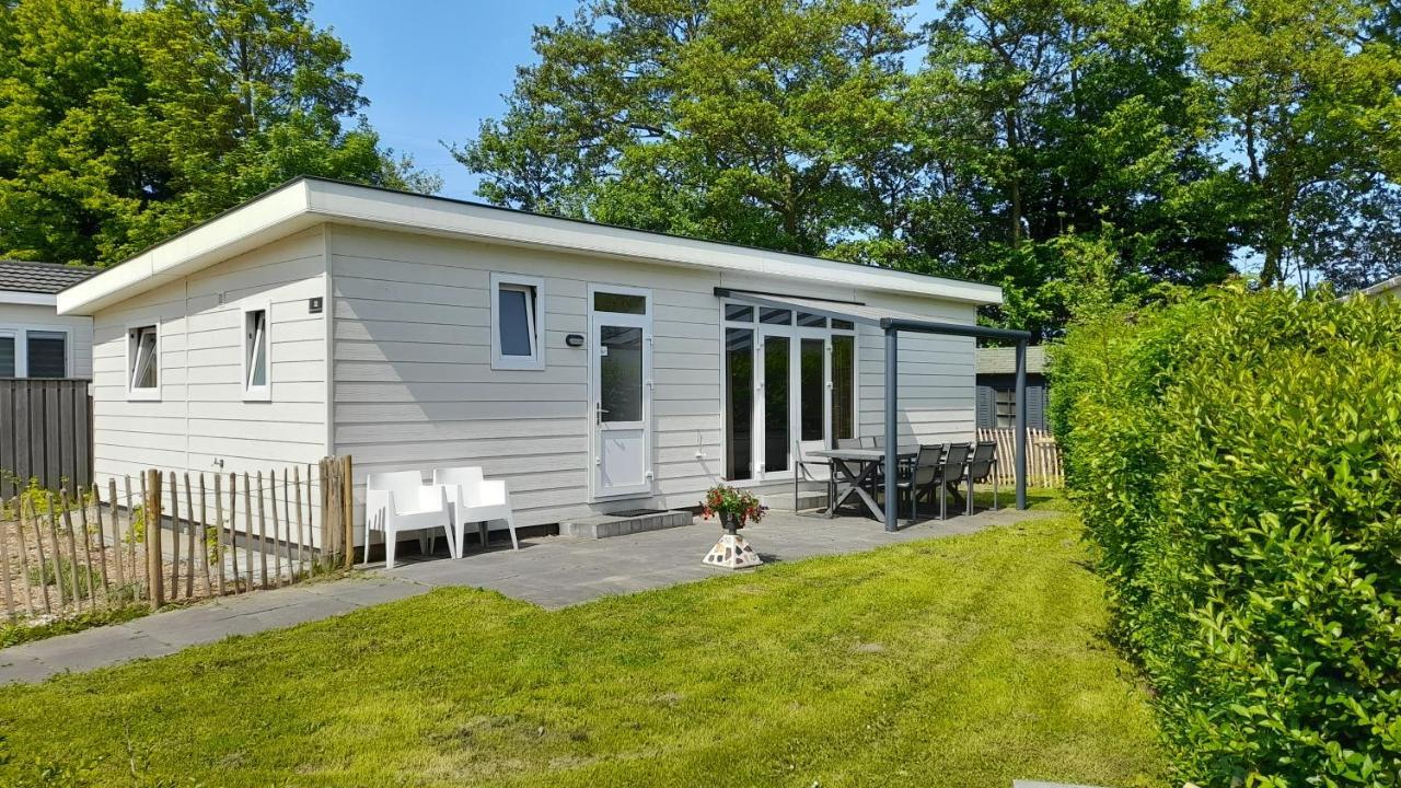 Stellechalets Op Vakantiepark Stelleplas - Heinkenszand Exterior photo
